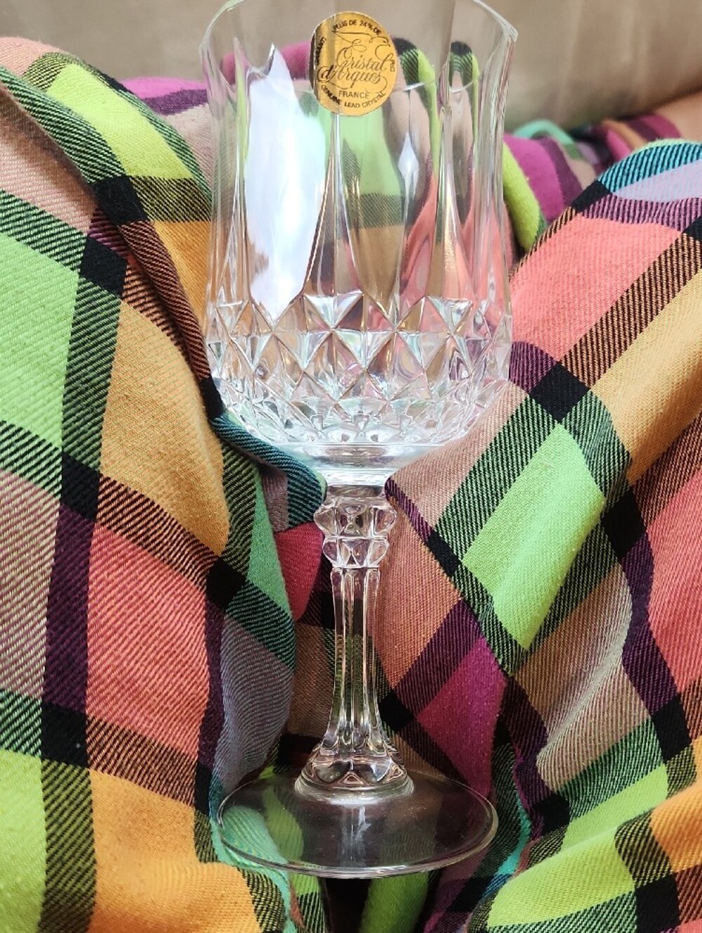 Clear Cut Crystal Wine Glass - Elegant Clear Stemware